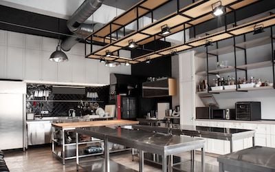 restaurant-back-house-lighting restaurant-back-house-lighting